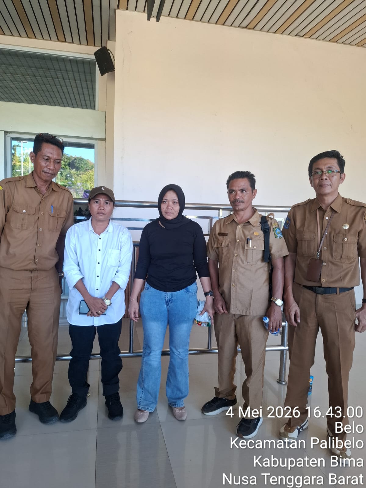 Disnakertrans Kabupaten Bima Sambut Kepulangan PMI Suriyati